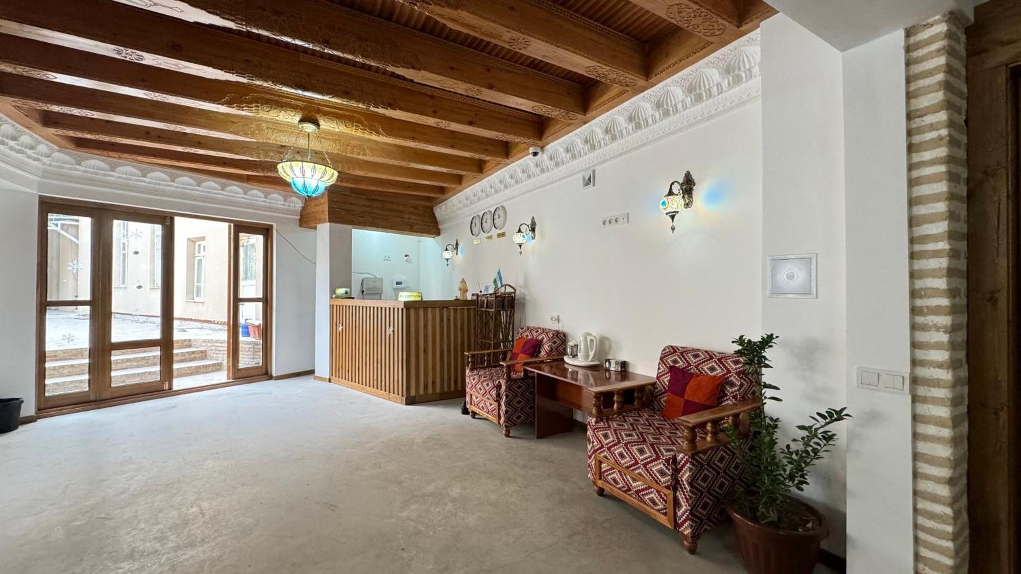 Mahbubakhon Guest House In Old City บูคารา ภายนอก รูปภาพ